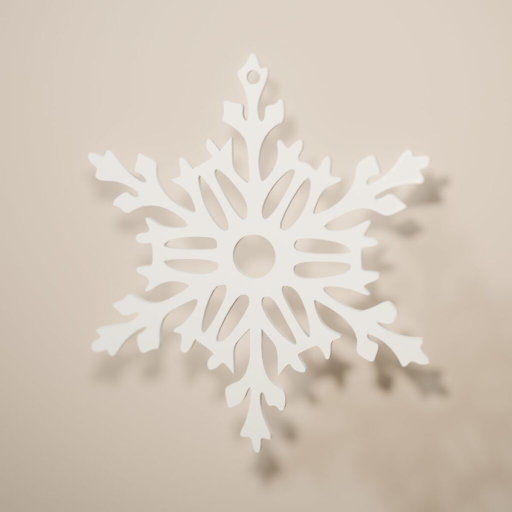Copo Ventisca de filigrana en color blanco nieve, adorno navideño para colgar